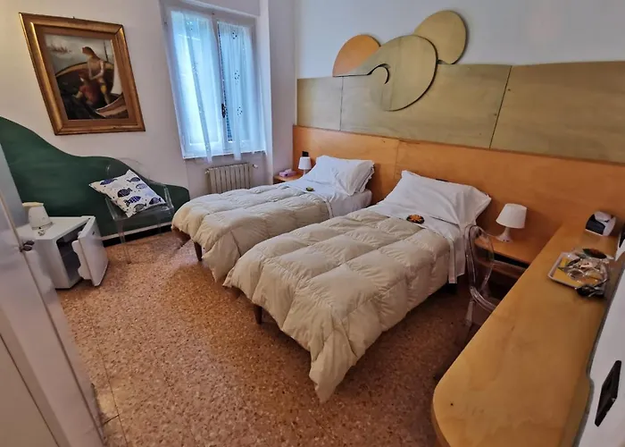 Tonino Nuova Gestione بيت ضيافة فيرناتْسا